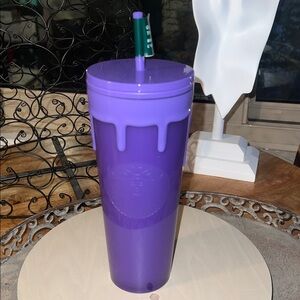 💜NWT👻Starbucks 2025 Halloween Purple Glow in the Dark Slime Drip Cup